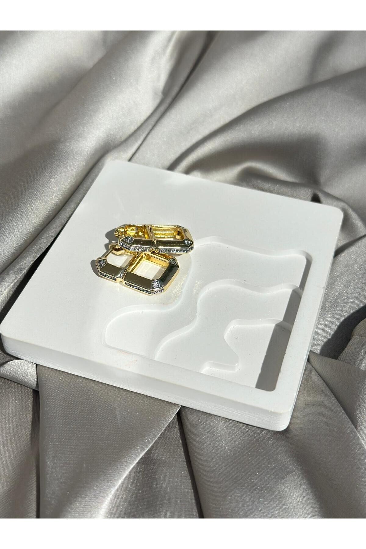 Idyllia Y Kolye Çiçek Tasarımlı