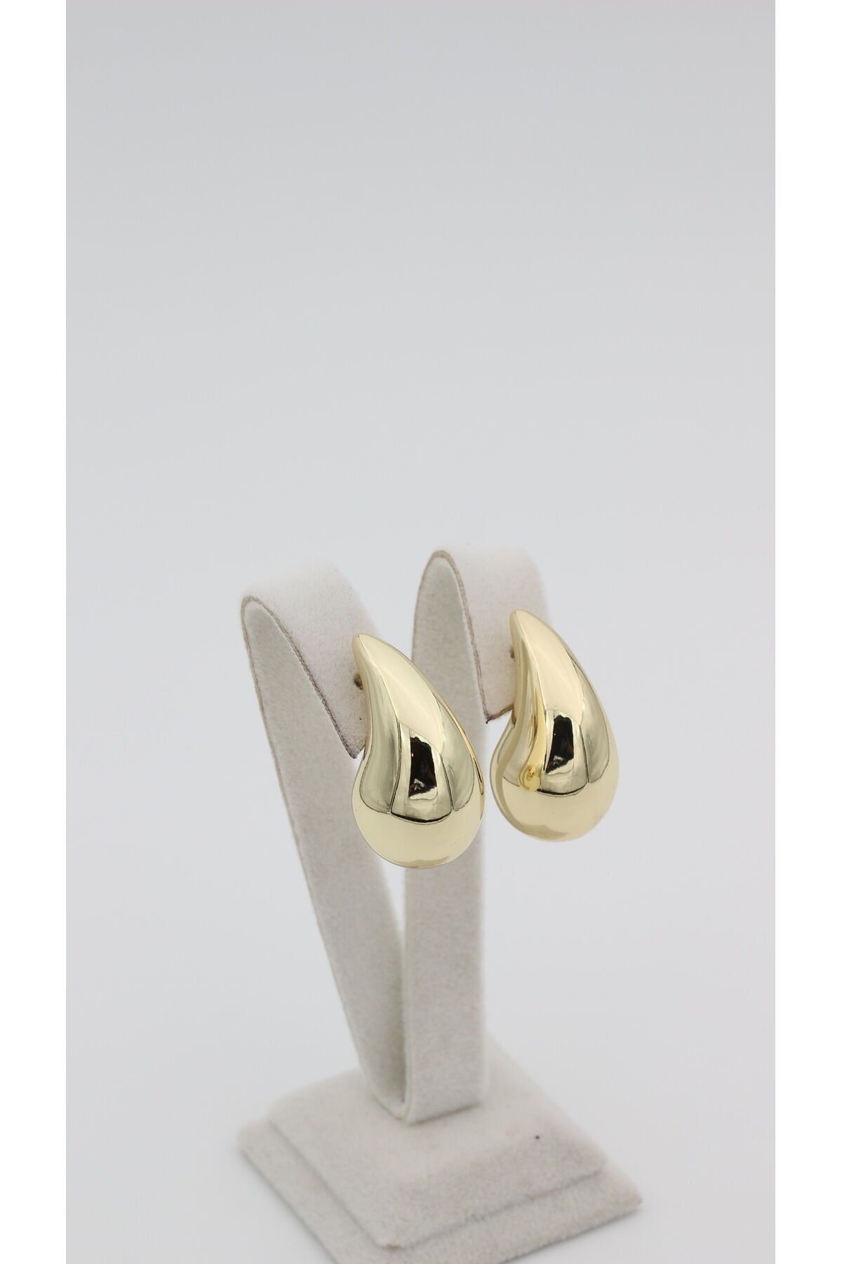 Stil Incisi/ 14 Ayar Altın Kaplama Büyük Damla Model Küpe