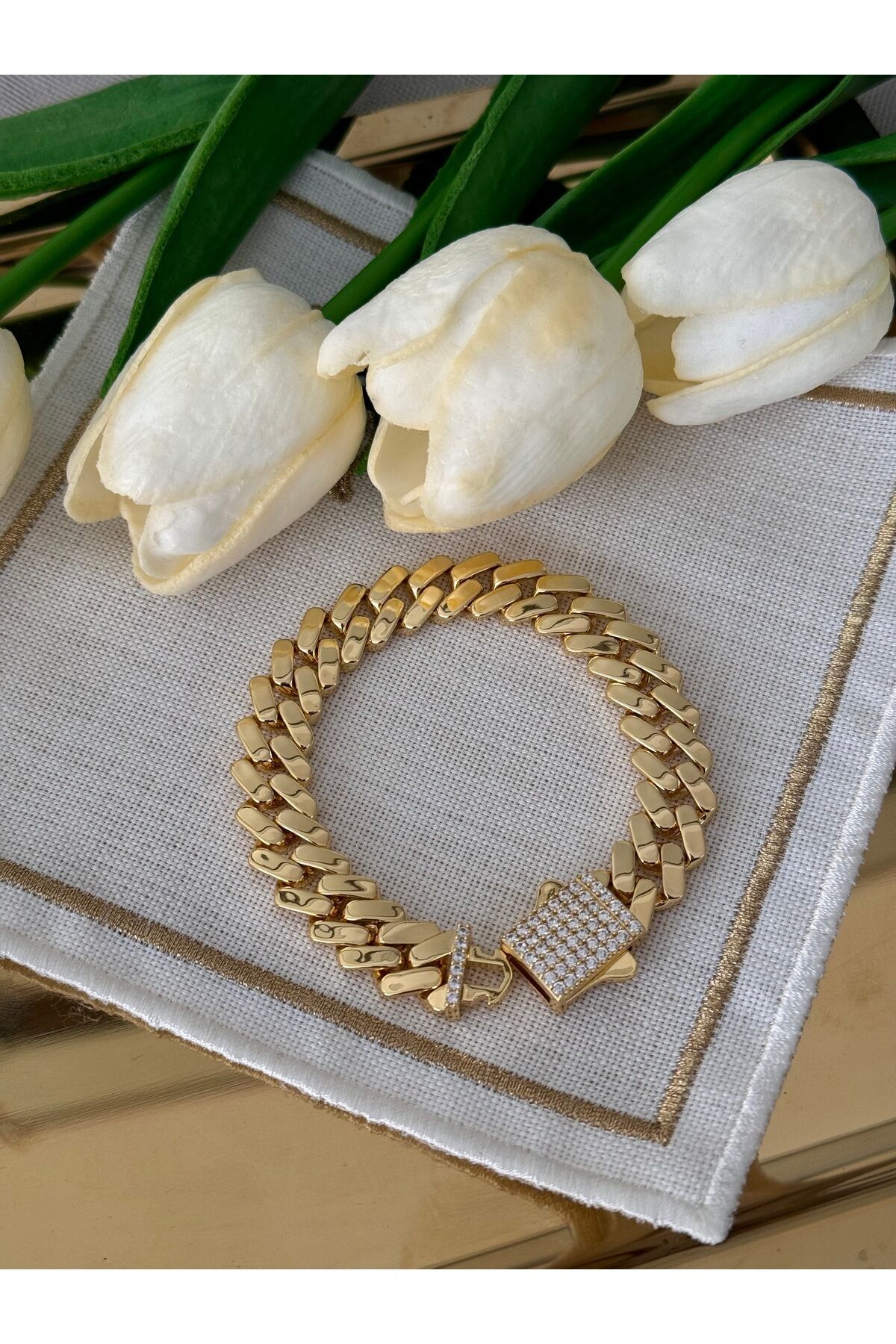 316 L Çelik Gold Renk Taşlı Yonca Bileklik