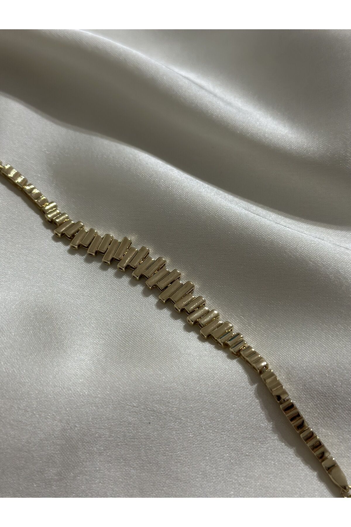 Xuping Taşlı Bileklik R12