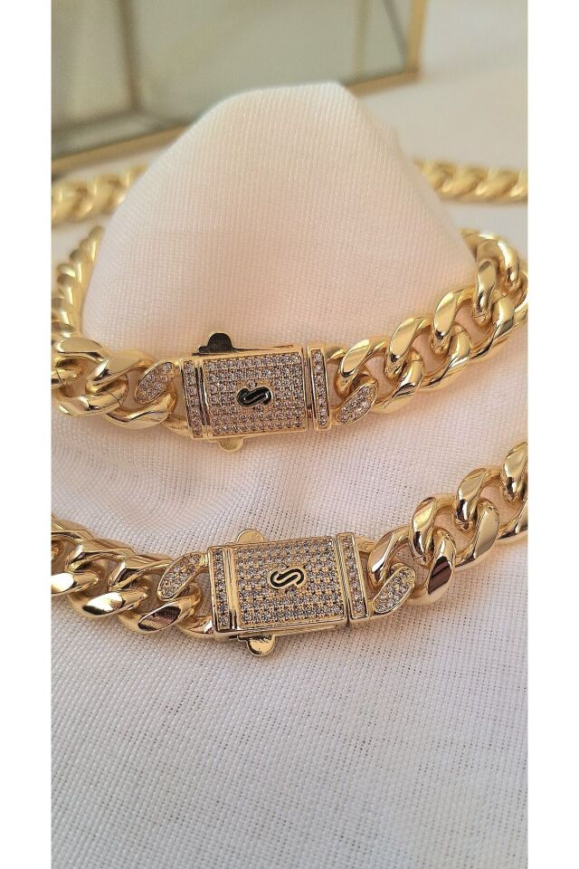 VİP SERİ 14 K ALTIN KAPLAMA ÇELİK GURMET SET