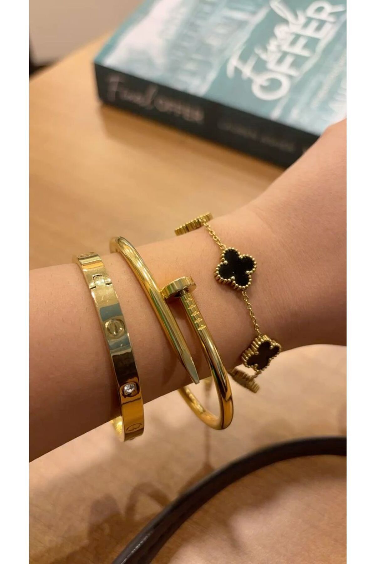 Üçlü Yonca bileklik çivi