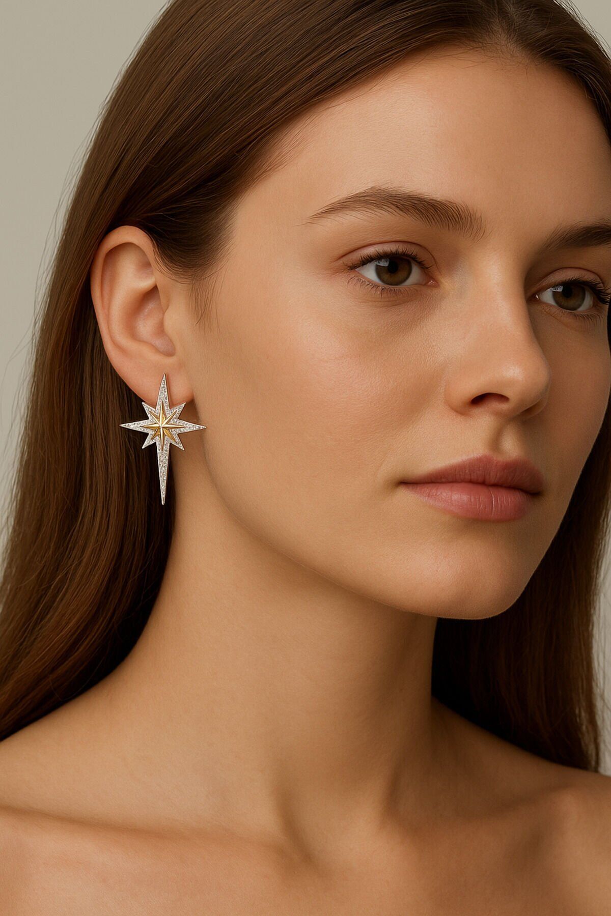 Zirkon Taşlı Kuzey Yıldızı Küpe