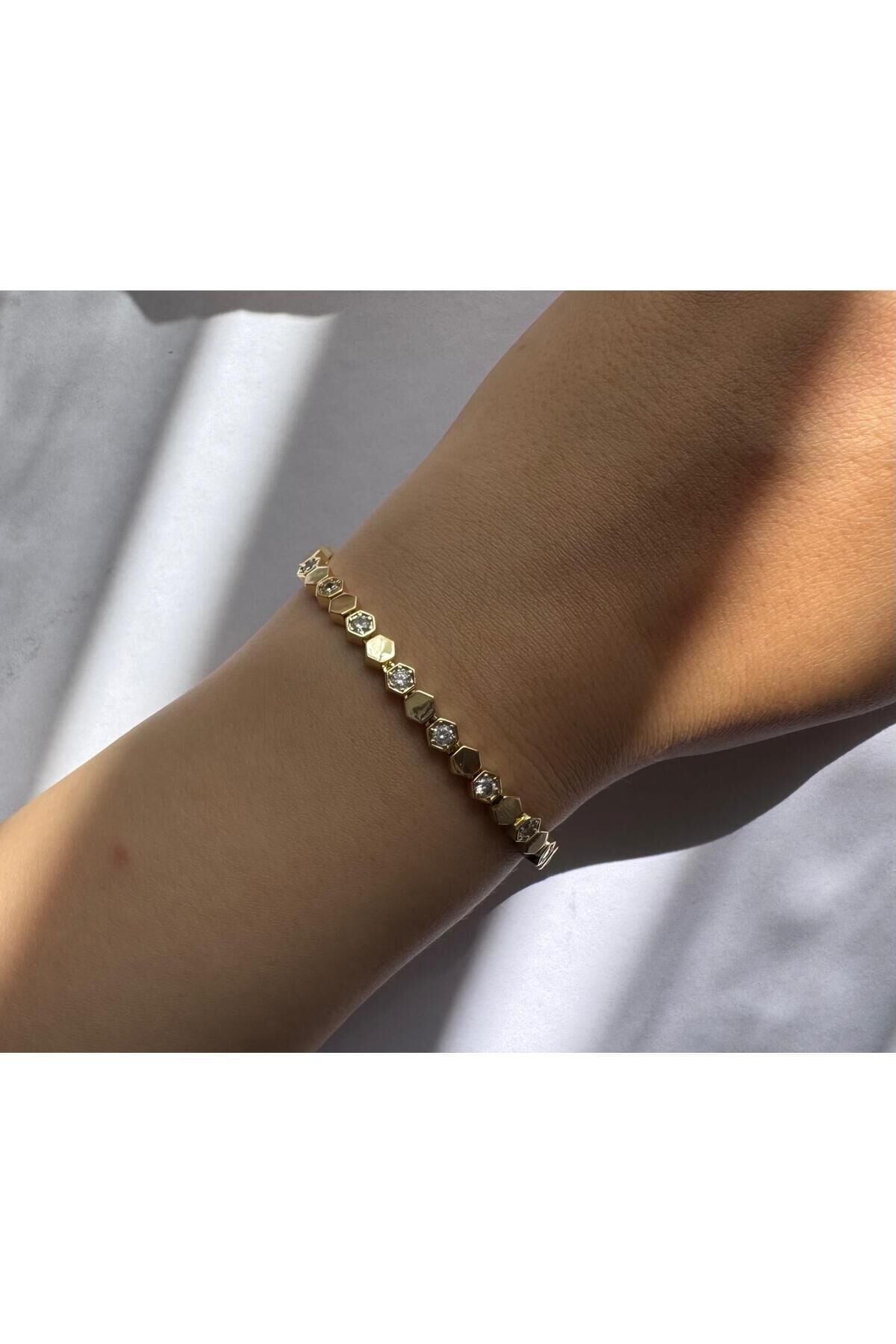 14 Ayar Altın Görünümünde Gold Renk Çelik Bileklik