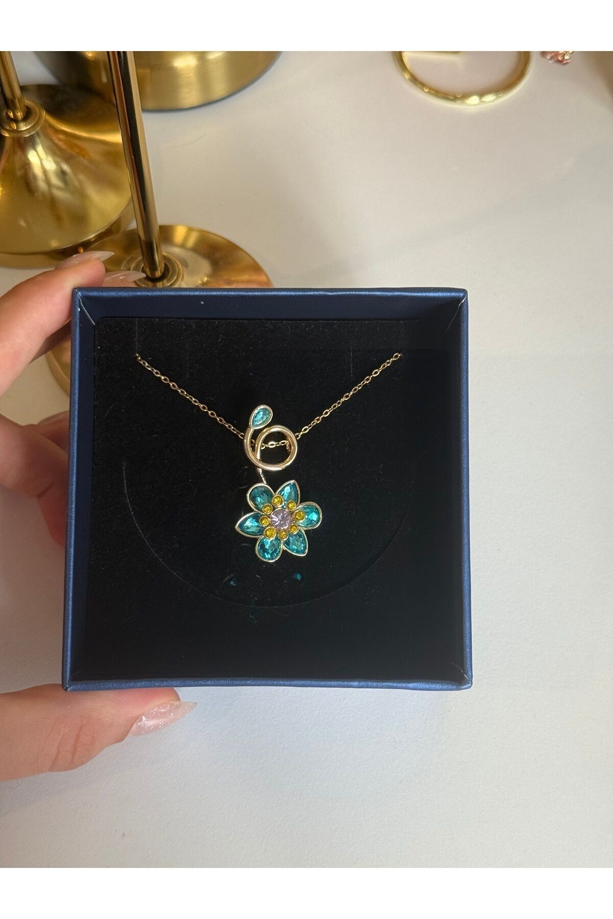 Çelik Tek Çiçekli Kolye (kutulu gönderim)