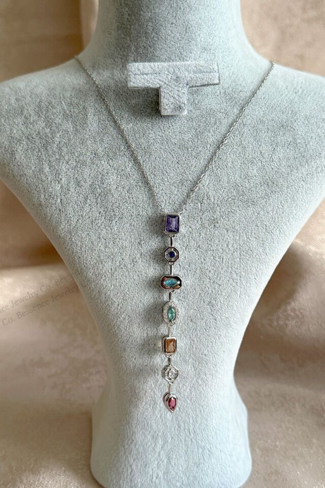 Renkli Zirkon Taşlı Çelik Y Model Kolye