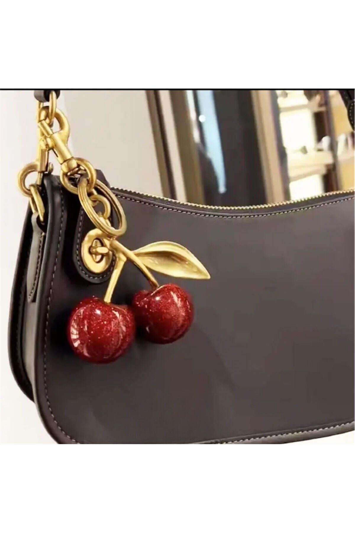 Kiraz Çanta ve Anahtarlık Aksesuarı Yılbaşı Hediye - Metal Aksesuar