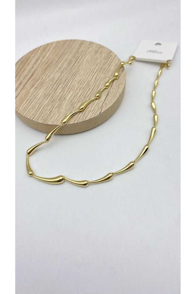 Gold Renk Damla Formlu Minimalist Zincir Kolye