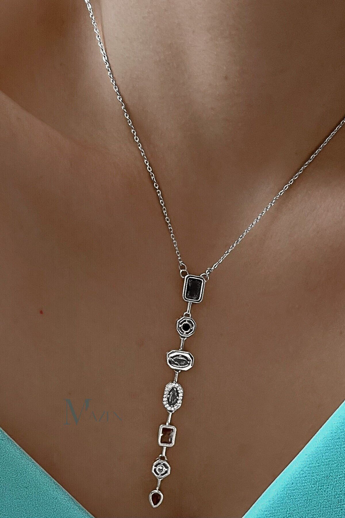 Stainless Steell Renkli Taş Modeli Çelik Y Kolye – Y Şekilli, Renkli Taşlı, (GÜMÜŞ RENK)