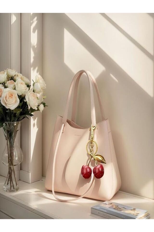 Kiraz Büyük Boy Mat Gold Detaylı Kırmızı Viral Çanta Charm Çanta Süsü / Anahtarlık