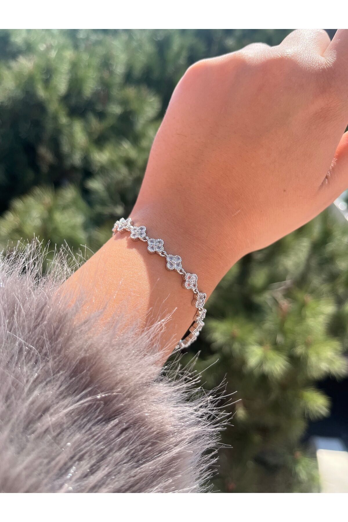 Vip Gümüş Renk Van Cleef Bileklik