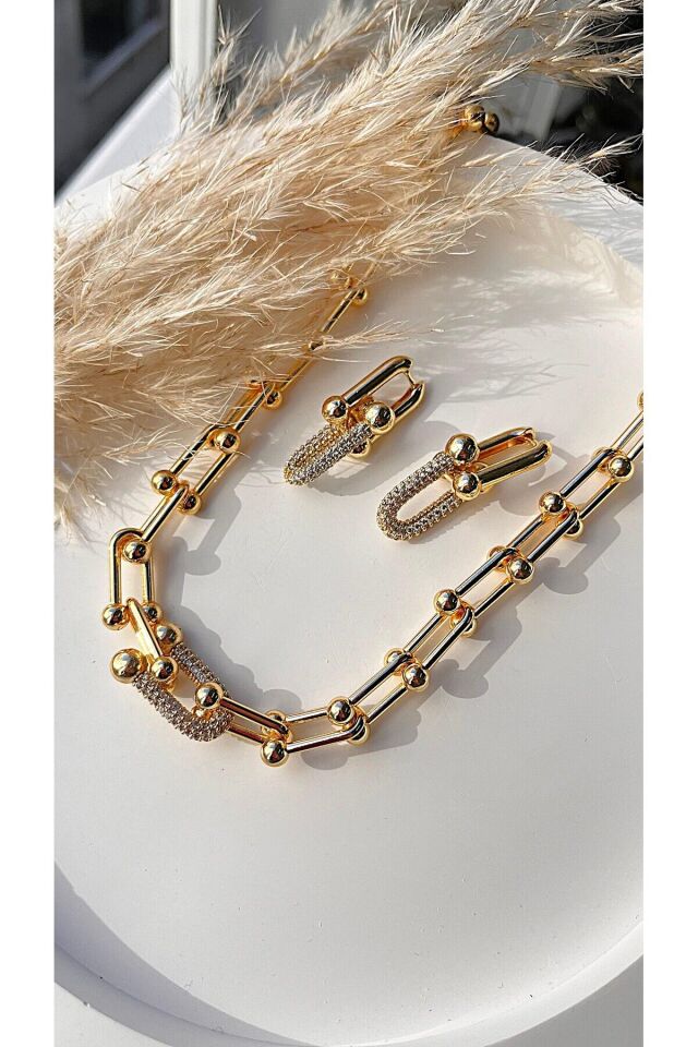 Marka Model Çelik Kolye Küpe Bileklik Set