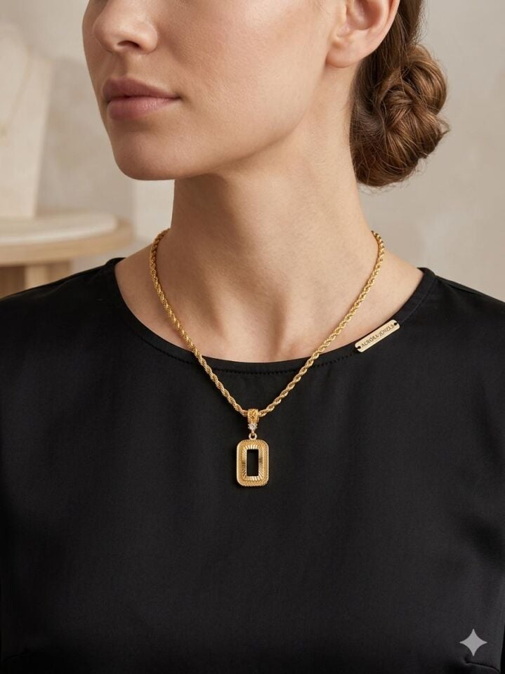 Geometrik Tasarım Gold Kaplama Kolye ve Halat Zincir