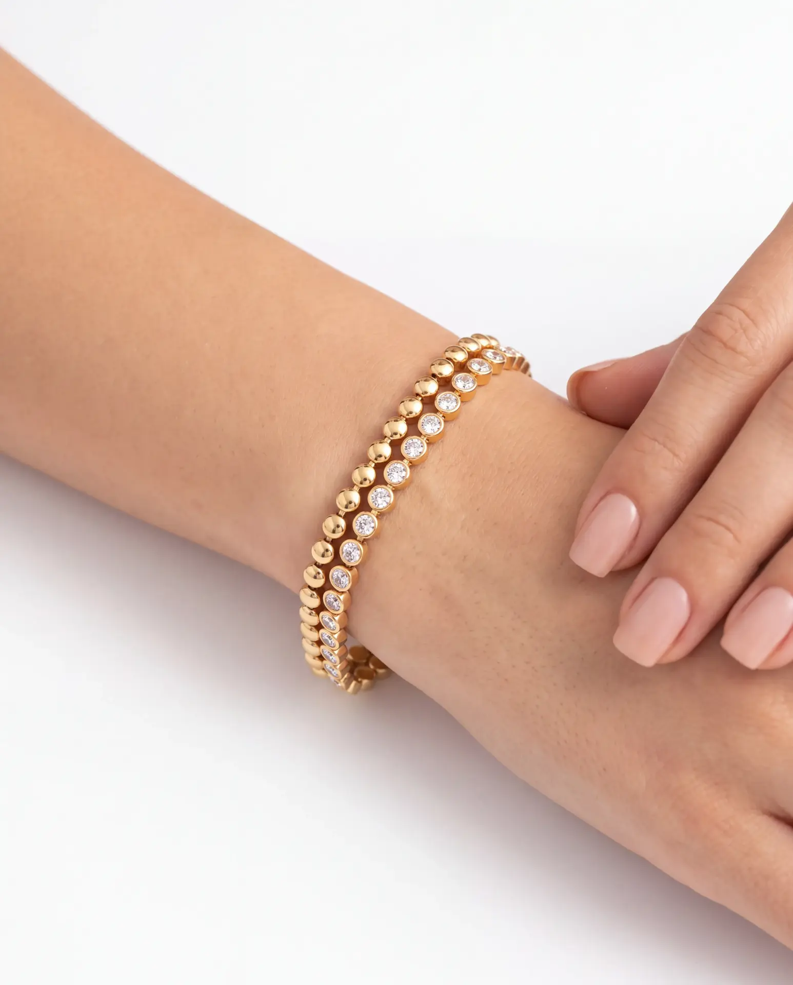 Xuping Jewelry Çift Sıra Zirkon Taşlı ve Topçuk Detaylı Altın Kaplama Lüks Bileklik
