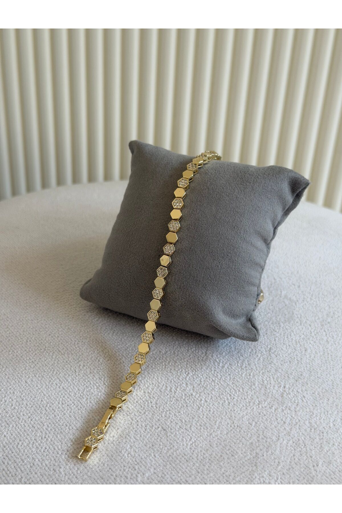 Çelik Yuvarlak Zirkon Taşlı Bileklik