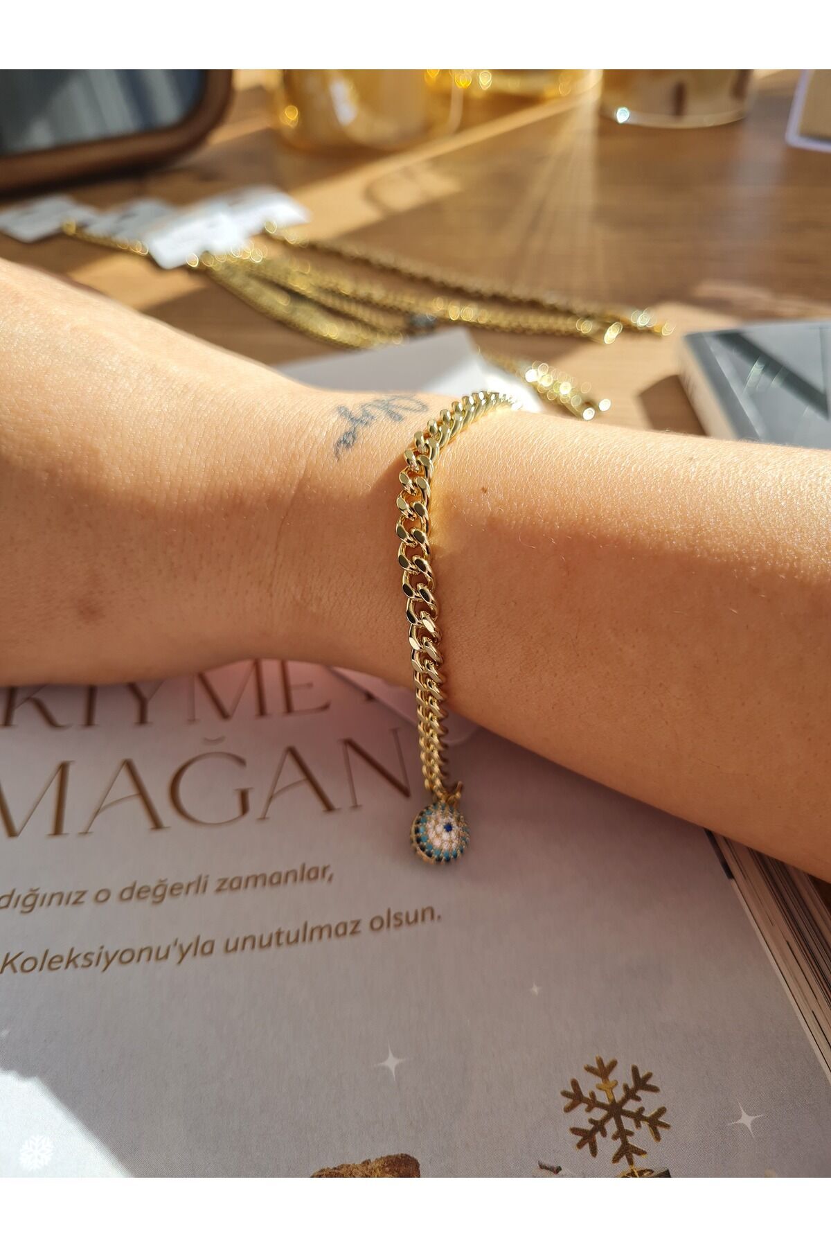 Çelik Gold Nazar Detaylı Zincir Bileklik