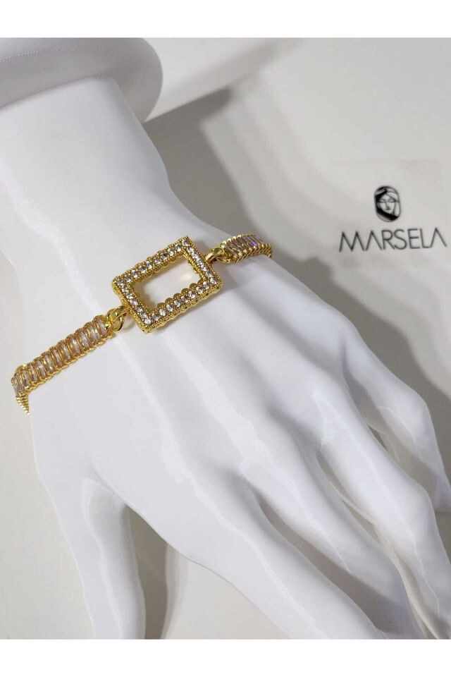 Gram Çerçeveli Bileklik