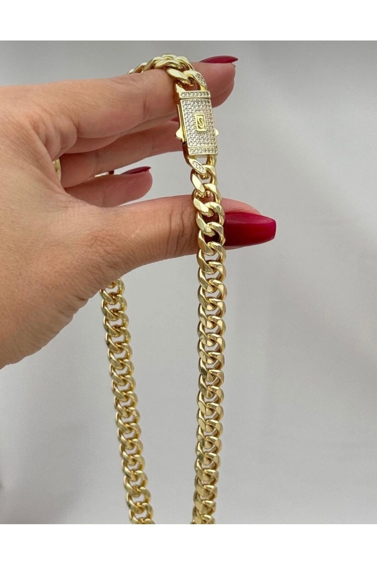 VIP Gold Zirkon Taşlı Çelik Gurmet Kolye - Sevgililer Günü Özel