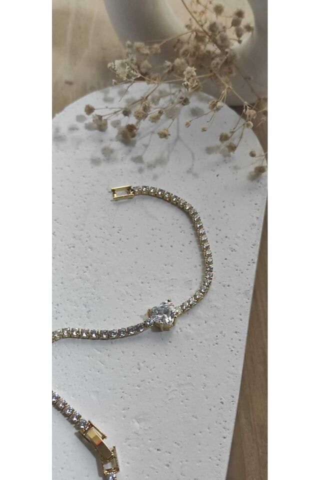 Kararmaz Çelik Zirkon Taşlı Su Yolu Kalp Detaylı Bileklik