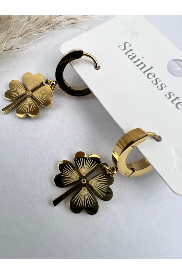 Salantılı Yonca Kadın Küpe