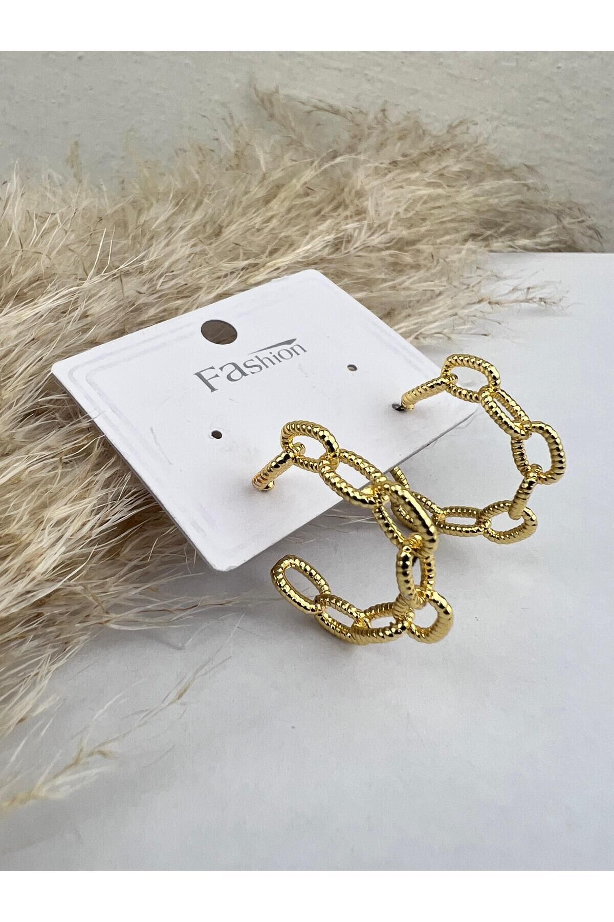 Zincir Model Kadın Gold Küpe