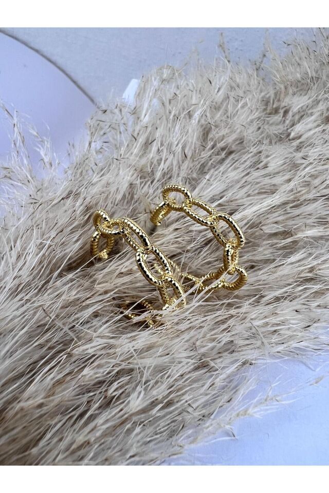 Zincir Model Kadın Gold Küpe