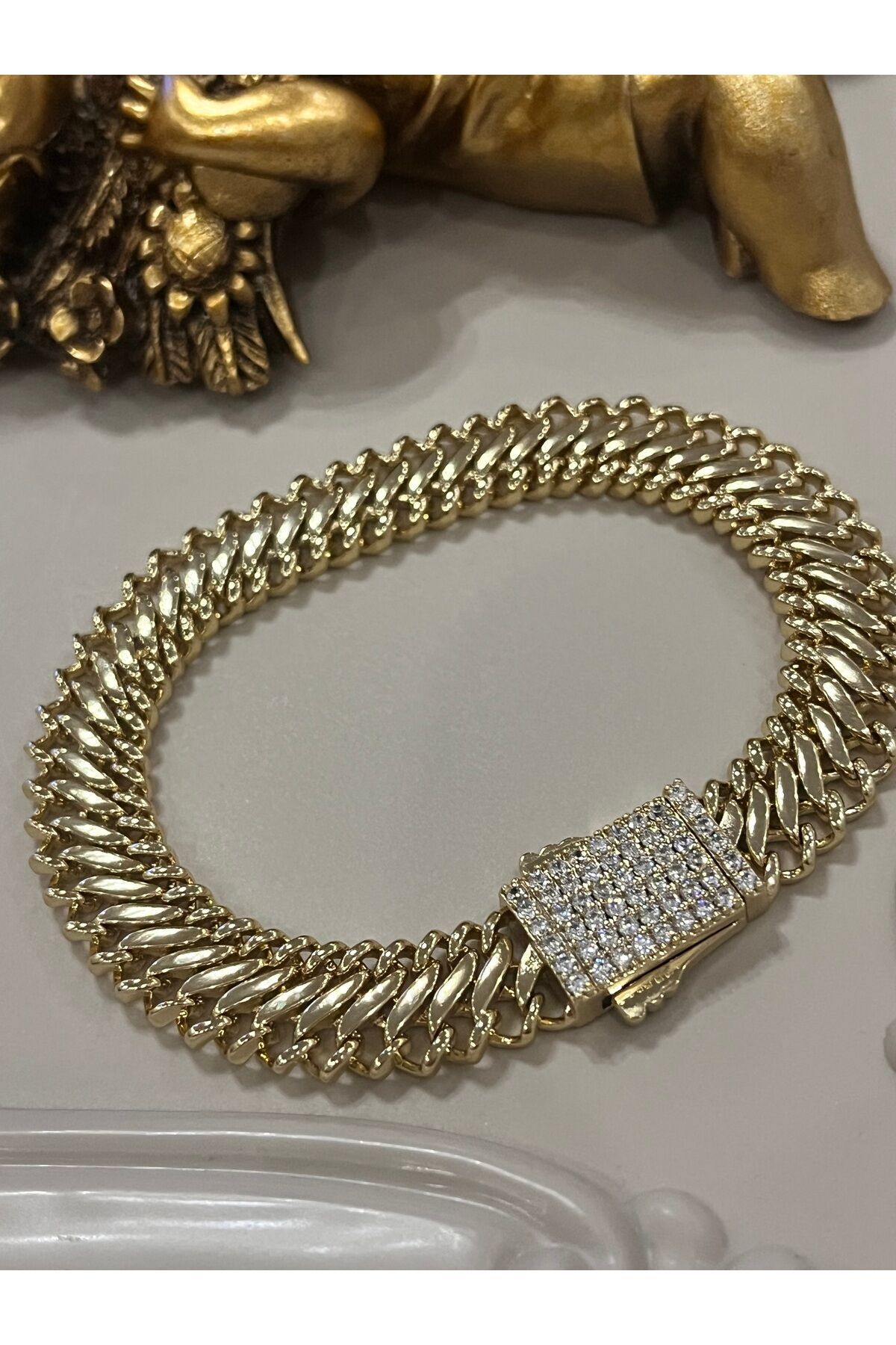 Pembe Taşlı Arı Model Kadın Küpe İncili