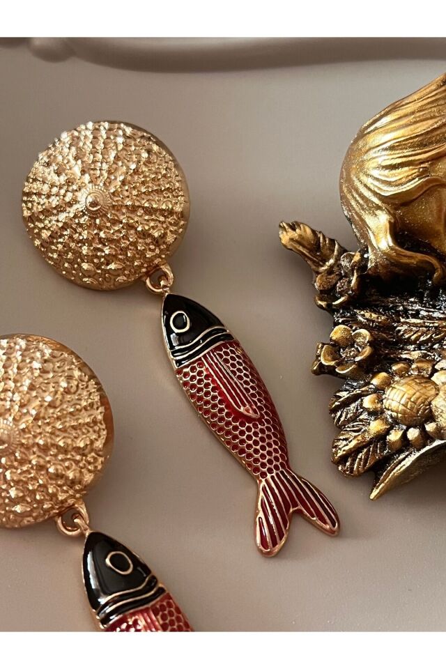 V Model Taşlı Kadın Küpe