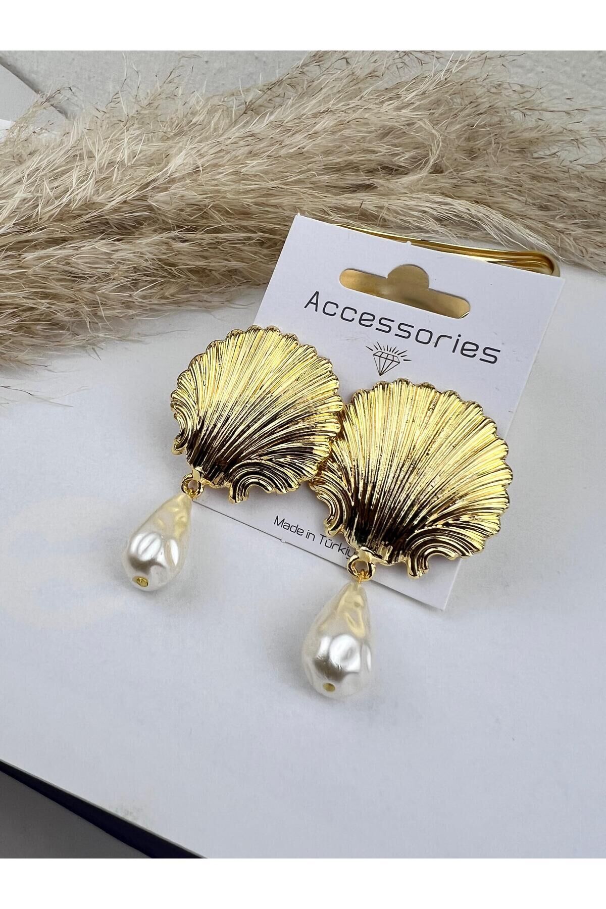 Deniz Kabuğu İnci Model Gold Renk Küpe