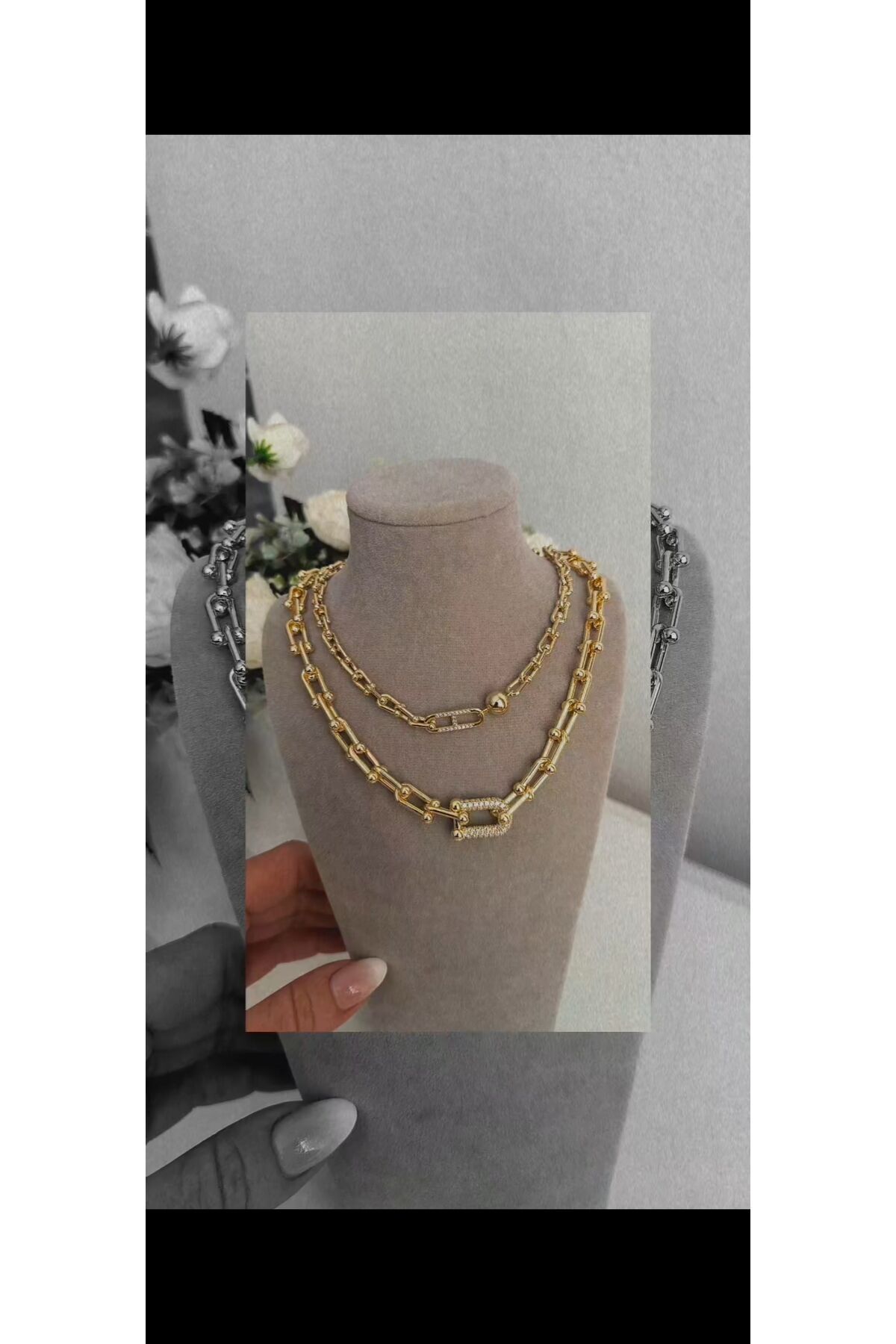 Dikdörgen Şekil Detaylı Zirkon Taşlı Vip Bileklik