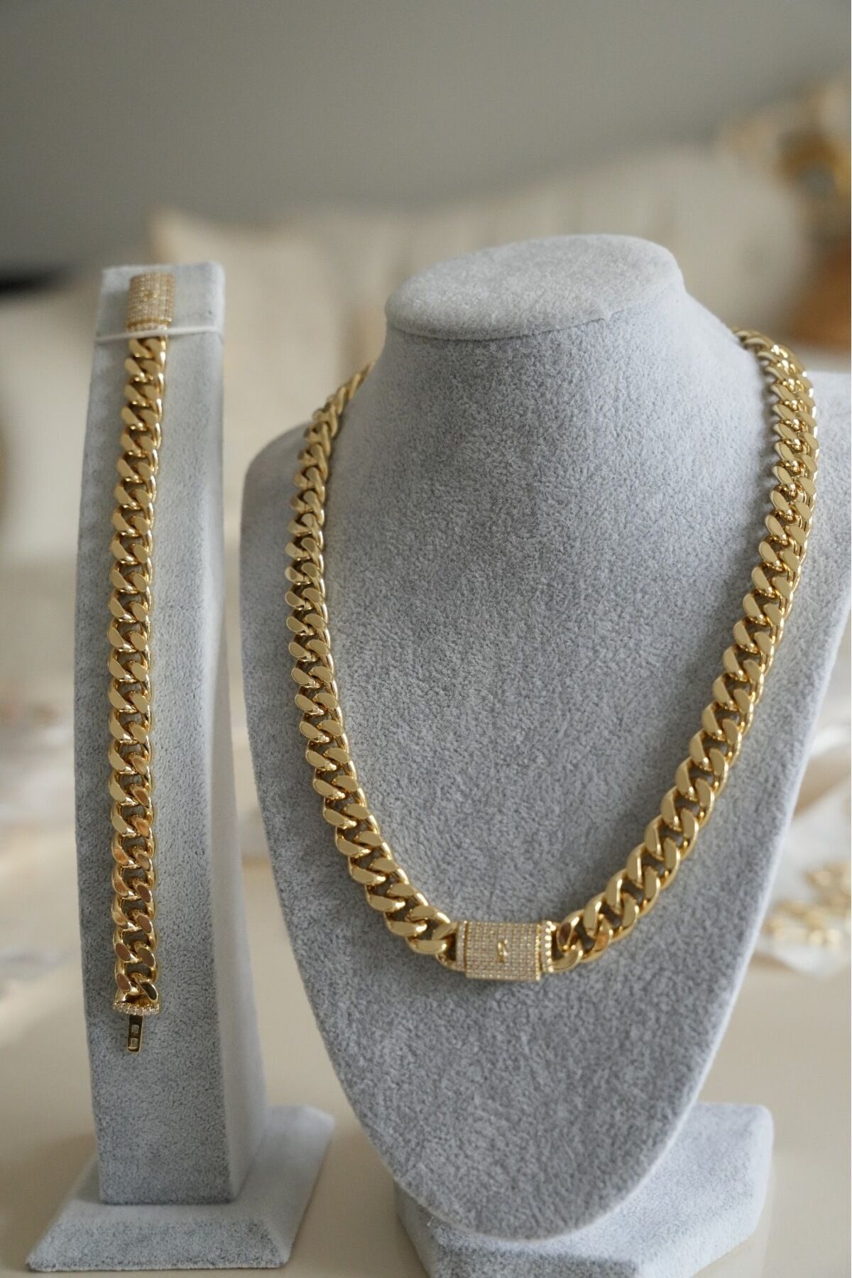 Zirkon Taşlı Gurmet Set