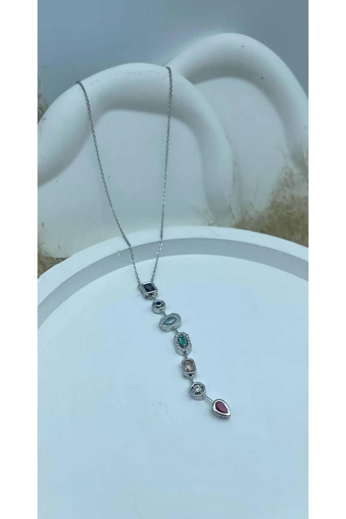 Selora Xupıng Zarafetin Altın Hali – Kare Taşlı Altın kaplama Bileklik ✨