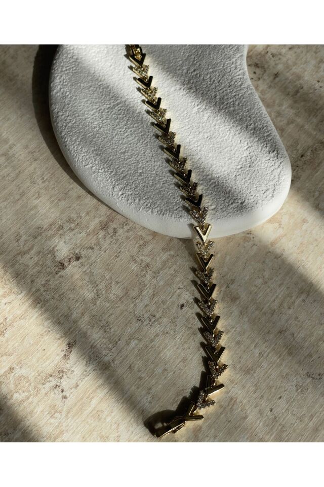 VIP 14kK Taşlı Sıralı V Model Bileklik