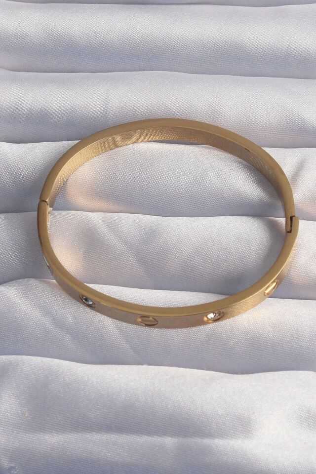 Xoxo Model Gold Kalın Kelepçe