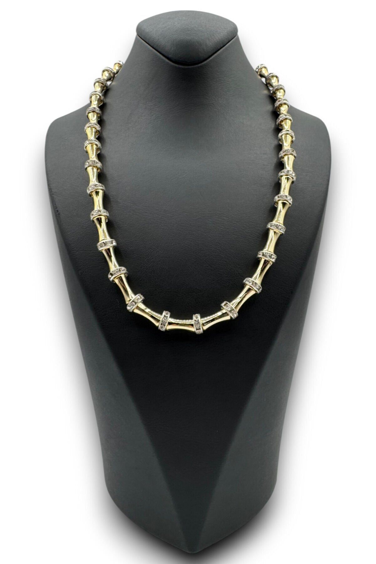 Premium Baget Taşlı Ünlü Model Tasarım Kadın Çelik Kolye