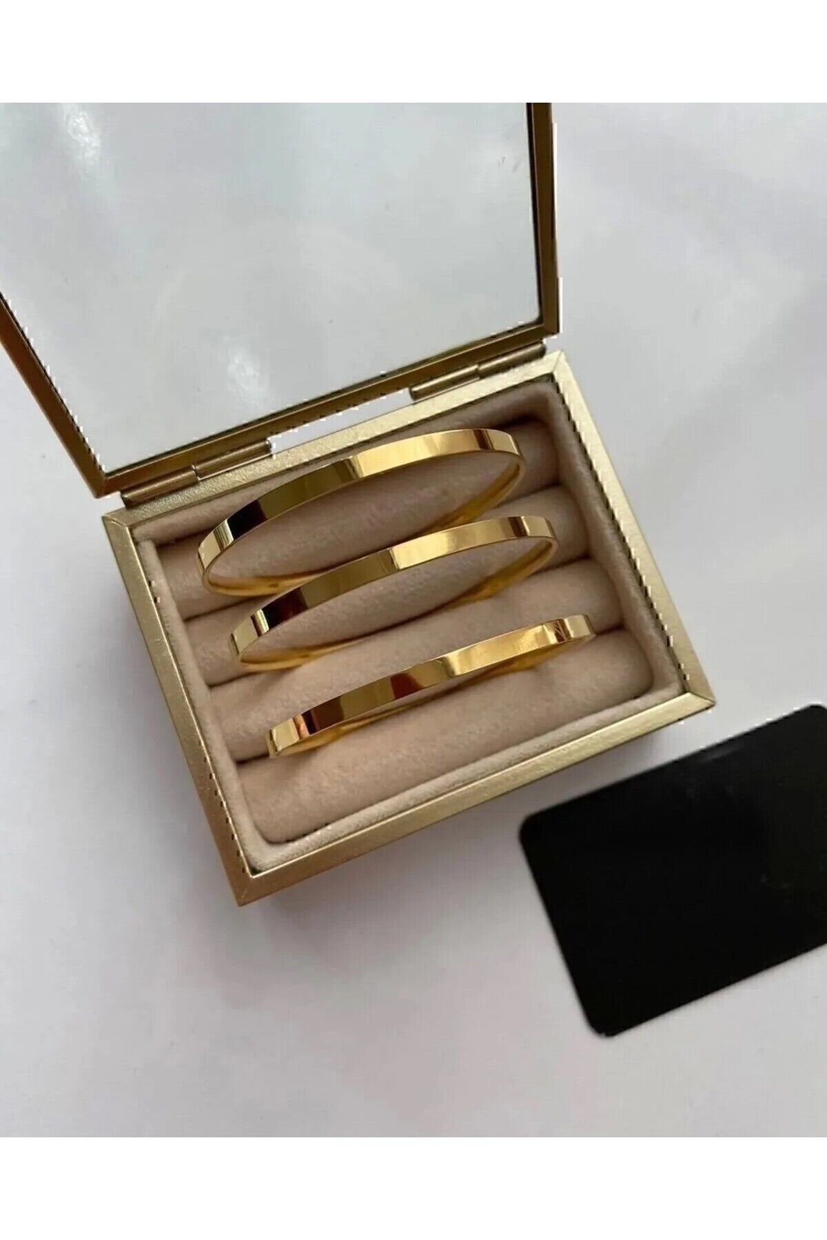 Kadın, Altın Renk, 3 Adet Kalın Ajda Bilezik, Bileklik